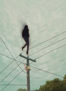 1991年出生于新西兰华裔画家Adam Tan（1991～2014），长期患有精神疾病，从医院“出逃”一周后确认死亡，年仅23岁，以下是他生前的作品